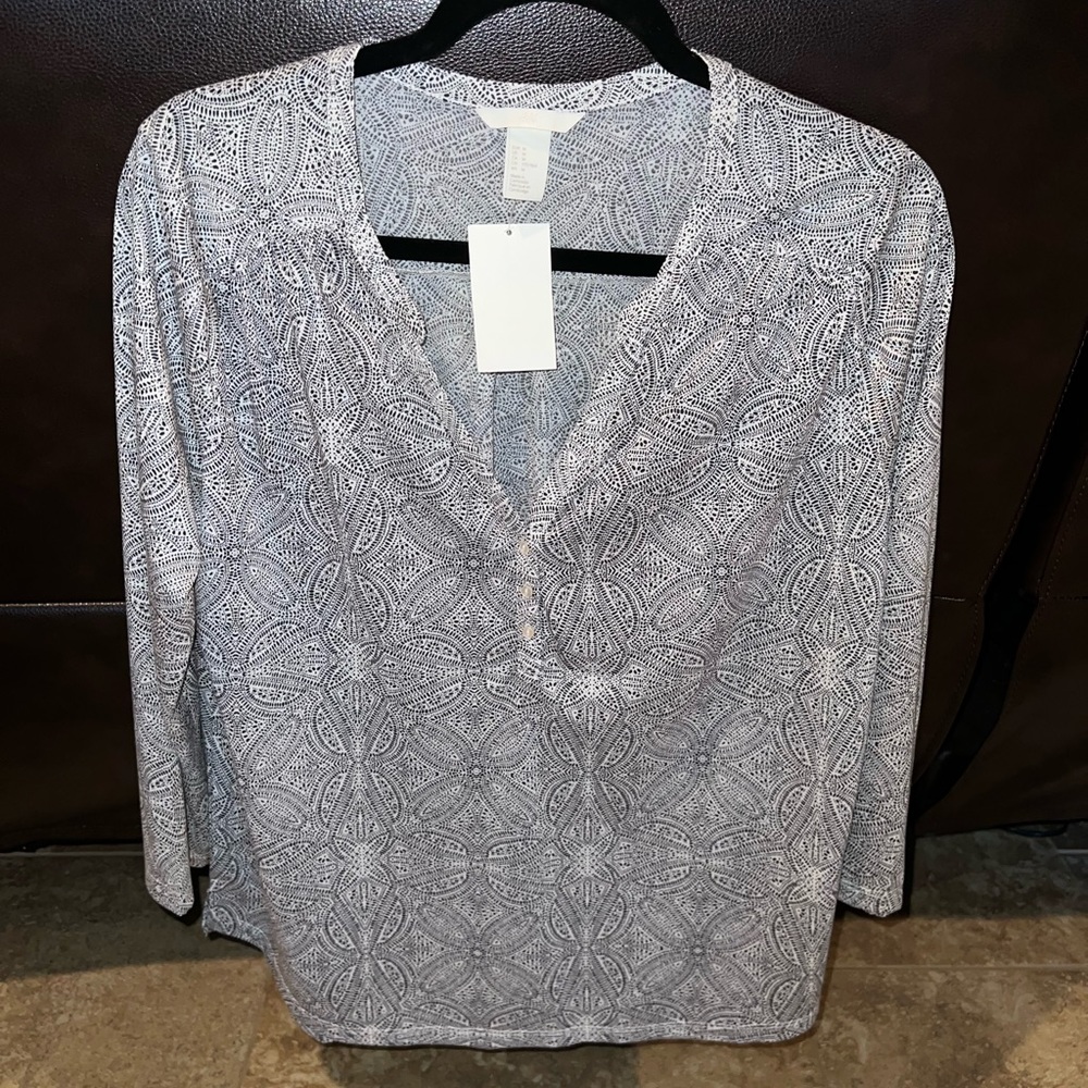 H&M top with 3/4 sleeves